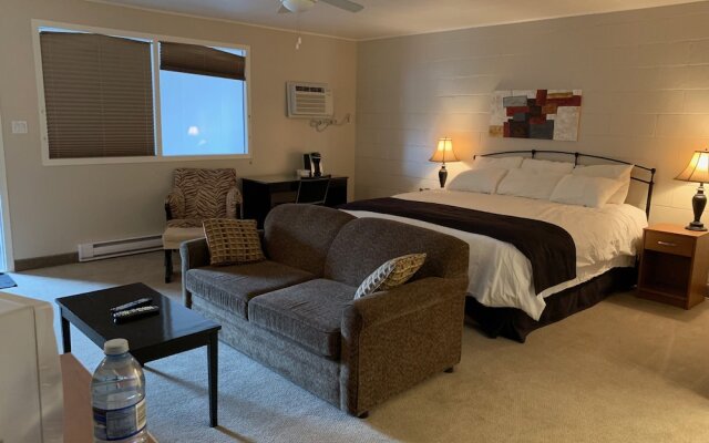 Dauphin Inn Express