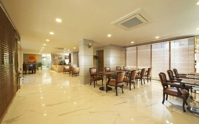 Noble Tourist Hotel Insadong