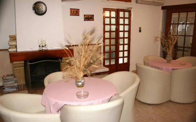 Lovely Holidays Hotel