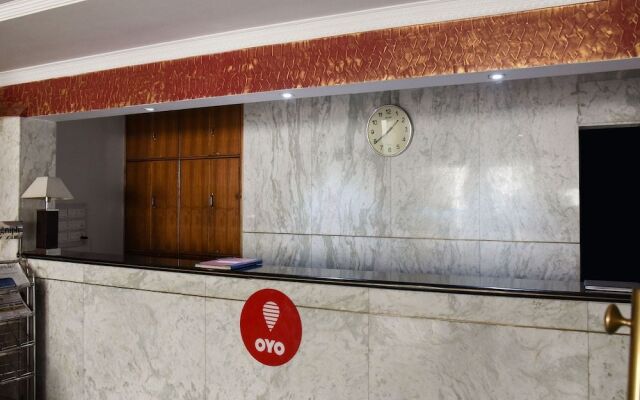 OYO 15995 Laavish Business Hotel