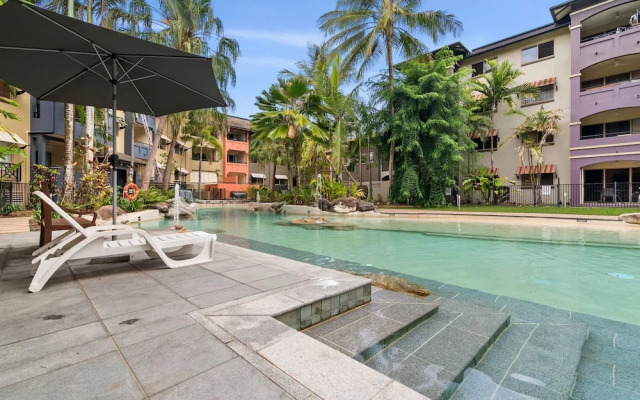 Tropical Paradise Cairns - 9 Pools Gym BBQ