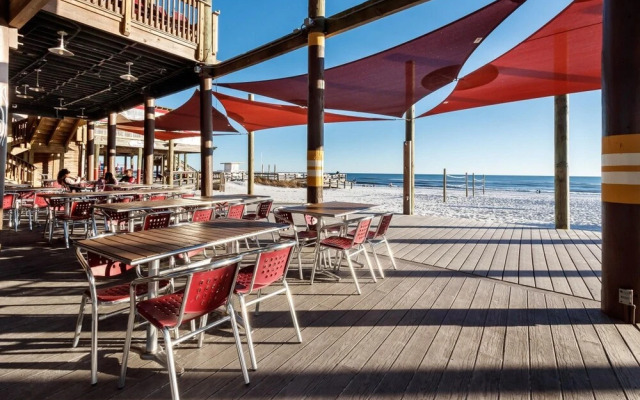 Island Echos 3L by RedAwning