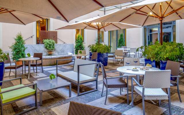 UNA HOTELS Empire Roma