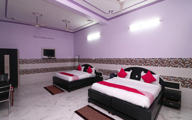 OYO Flagship 15267 Chaitdeep Palace