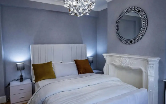 Immaculate 3 Bed Luxury House in Dagenham London