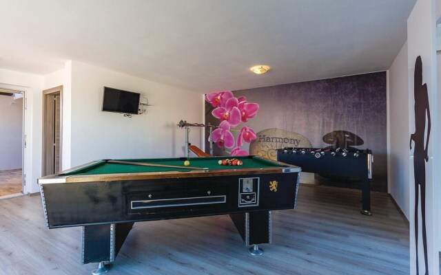 Awesome Home in Pula With Wifi and 4 Bedrooms