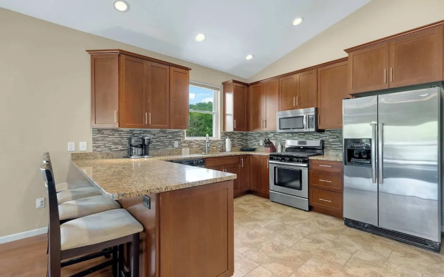 Trails End Hideaway Waterfront