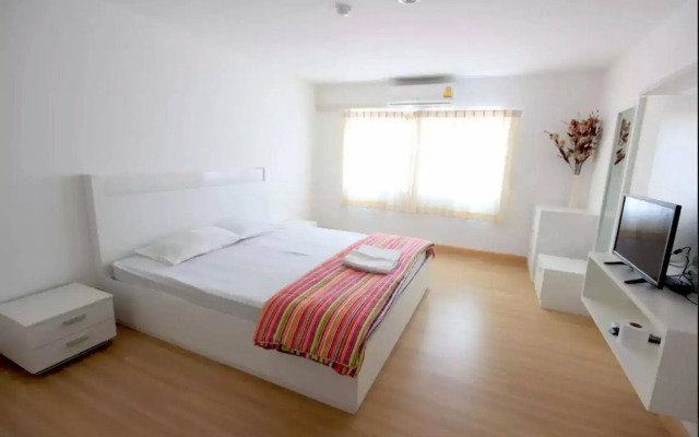 M Plus 2 Apartments