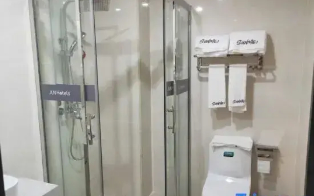 Dongguan Haiyi Chain Hotel