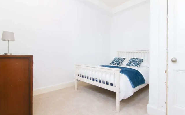 Spacious Flat With Fantastic Views