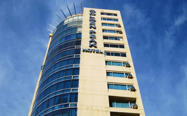 The Golden Peak Hotel & Suites powered by Cocotel