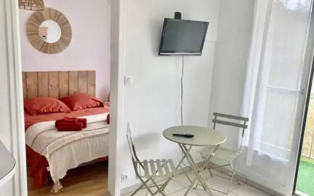 Appartement 1 chambre pour 2 pers - fraîchement rénové - terrasse - parking