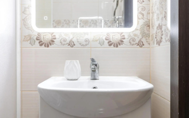 Sakvoyazh-Apartment On 62 Komendantsky Avenue