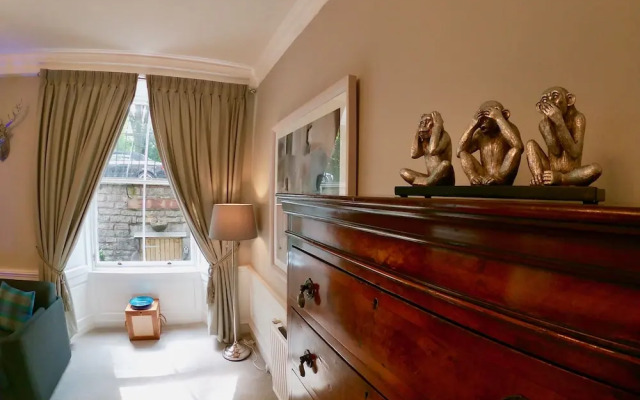 Escape To Edinburgh @ Abercromby Place