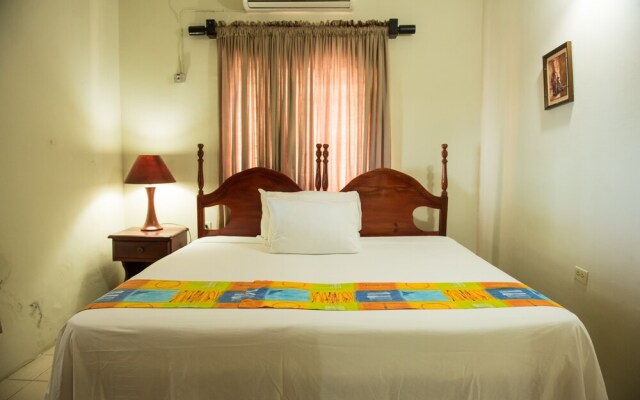 Hunny Bay Resort