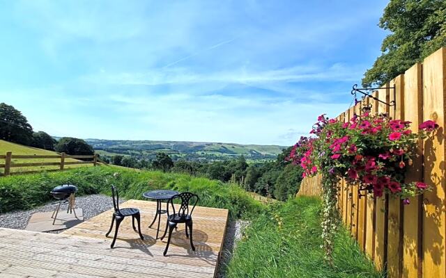 Peak District Shepherds Hut