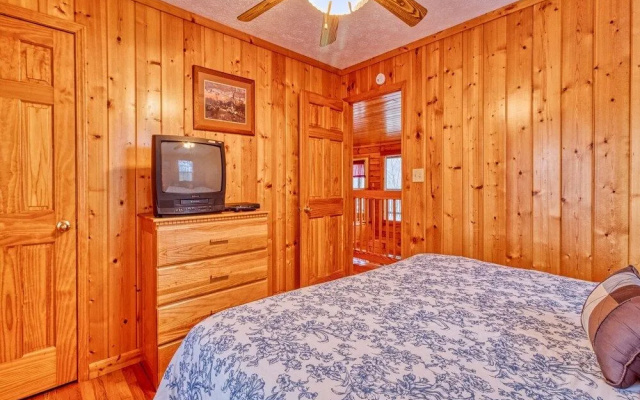Hawks Point Lodge by Jackson Mountain Rentals