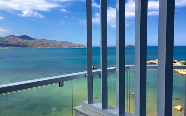 La Mer Hotel Nha Trang