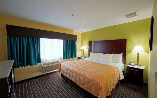 Baymont Inn & Suites Harrington