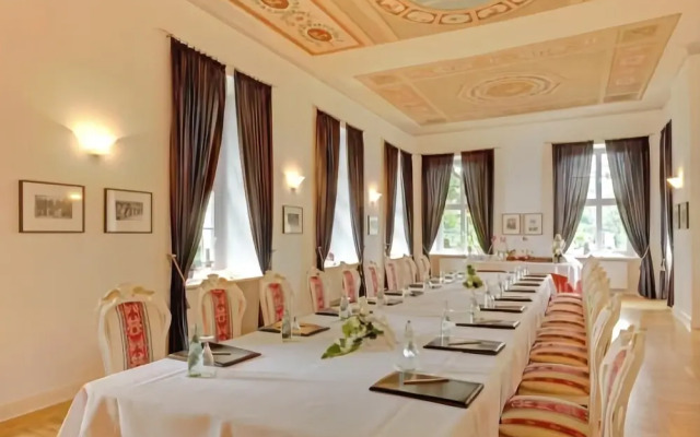 Hotel Schloss Wedendorf