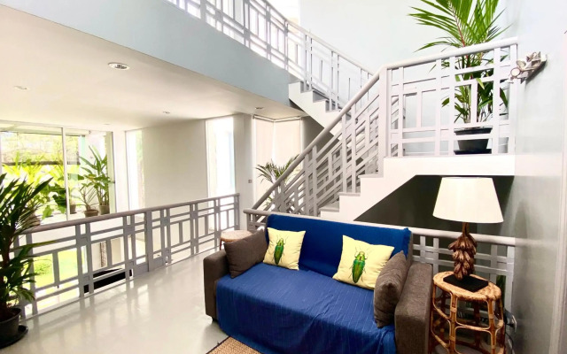 Front Samet Beach house with swimming pool