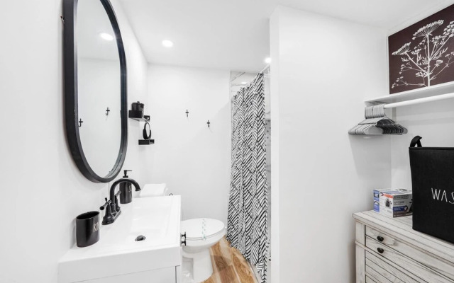 Southern Star Container Home on 3 Acres