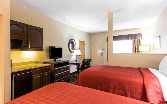 Quality Suites Hickory South