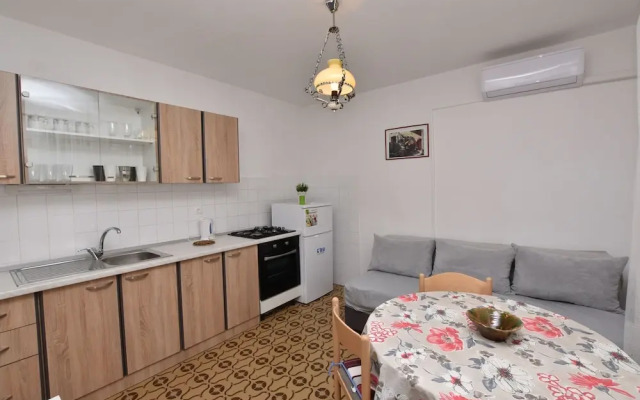 Apartments Crni Ante