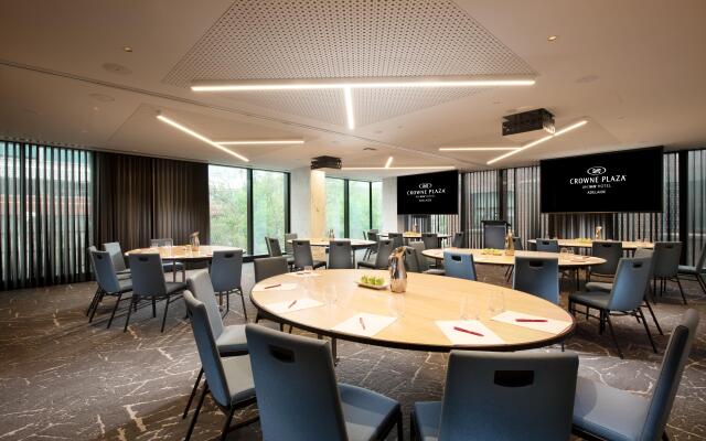 Crowne Plaza Adelaide by IHG