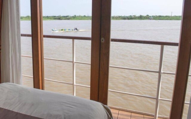 L'Amant Cruise