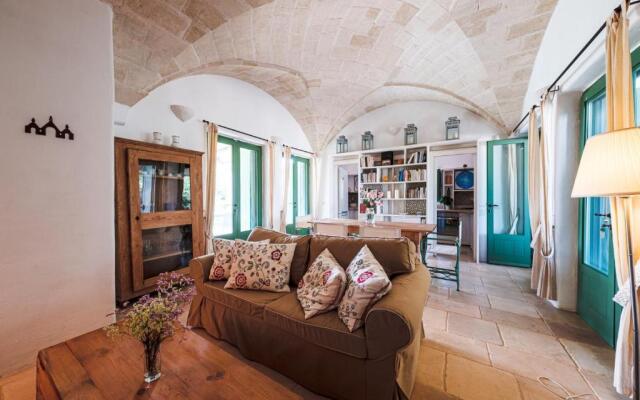 HelloApulia Trulli Li Cridd