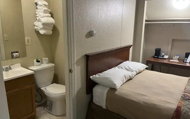 The Upper Pass Lodge at Magic Mountain