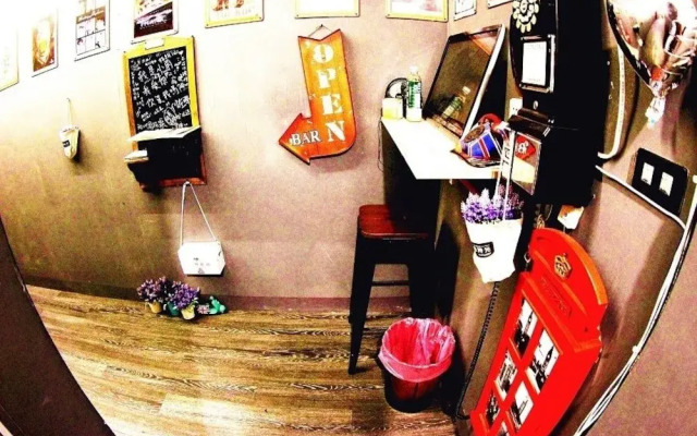 Time House Chain Hualien Train Station Hostel