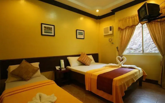 Mount Tapyas Hotel