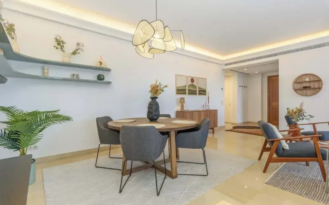 Mundo - 2 BR Apartment at Saifi Village