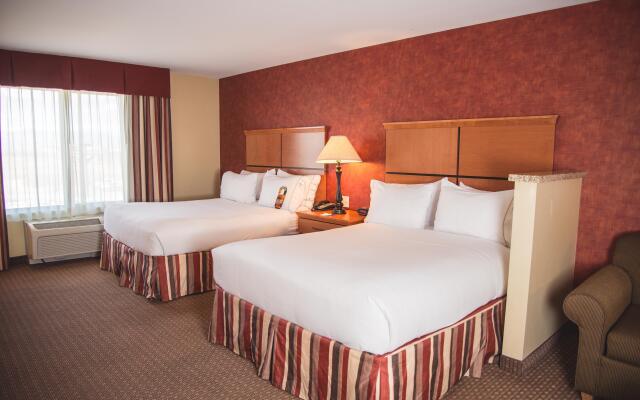 Holiday Inn Express & Suites Loveland by IHG