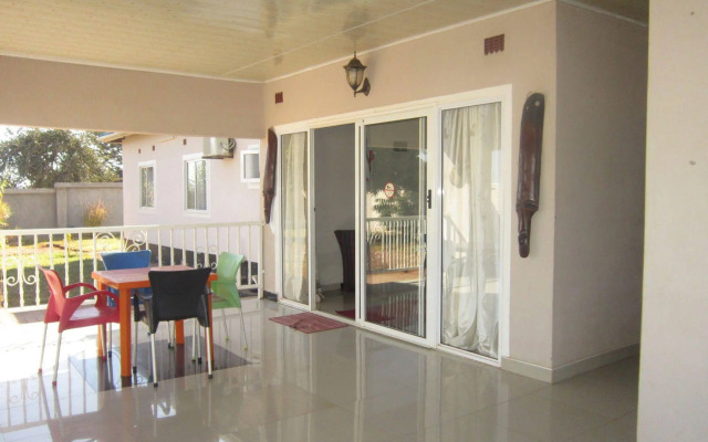 Royal Olympia Lodges and Safaris