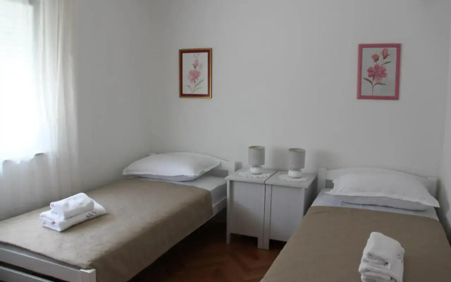 Mikulandra apartment