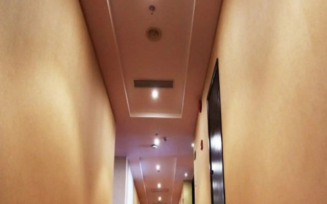 Ramada Encore Shanghai Pudong
