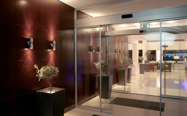 Anemi Hotel & Suites