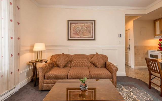 Parc Suites Hotel