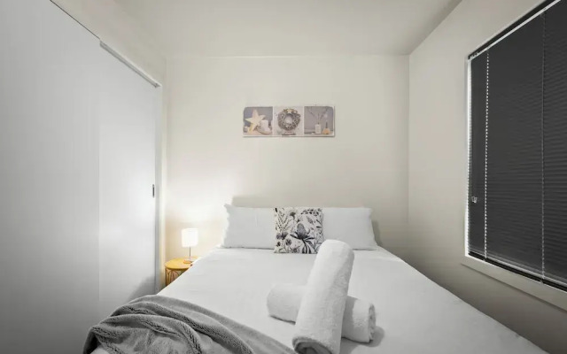 Tranquil Tranmere- City Views- 3 Bedroom