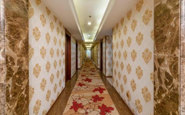 Shengfeng Business Hotel (Ruian Passenger Transport Center Store)