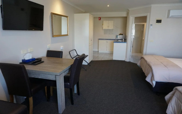 Ashmont Motor Inn & Apartments