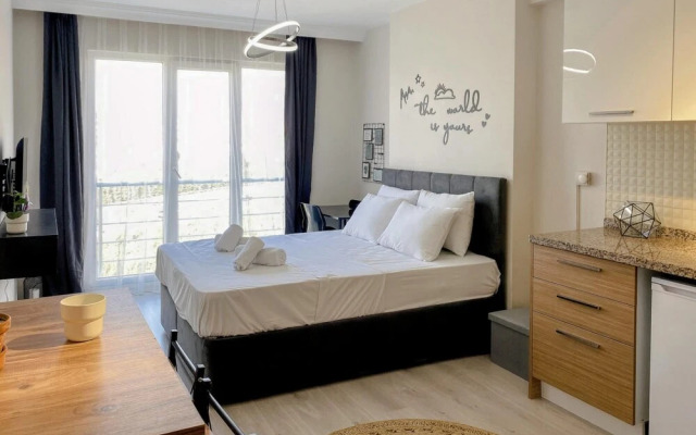 Cozy and Modern Studio With City View in Atasehir