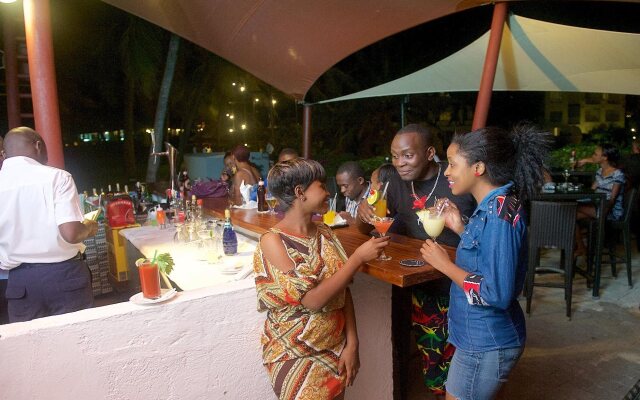 Voyager Beach Resort