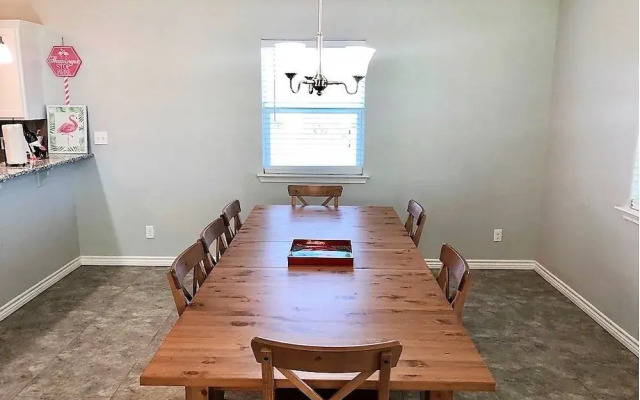 Flamingo Haven - Three Bedroom Home