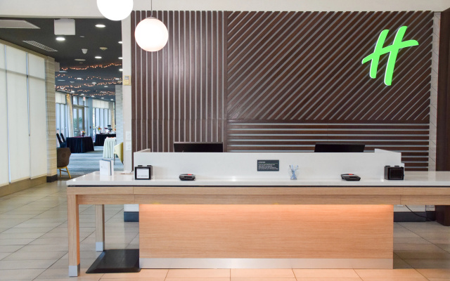 Holiday Inn Hotel & Suites PHOENIX AIRPORT by IHG