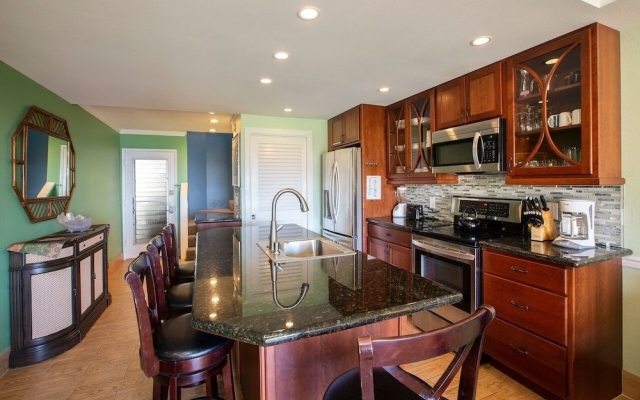Kahana Sunset D6 2 Bedroom Condo by Redawning