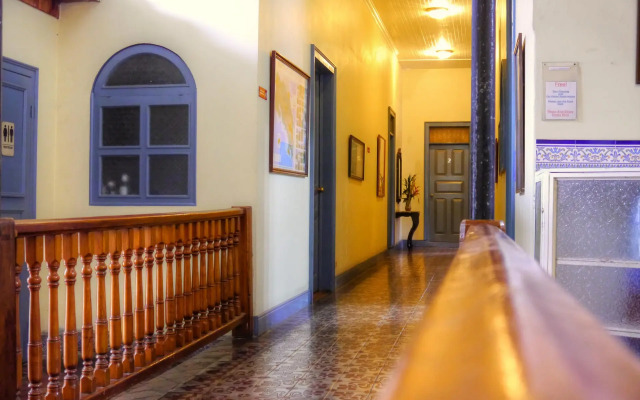 Santo Tomas Hotel